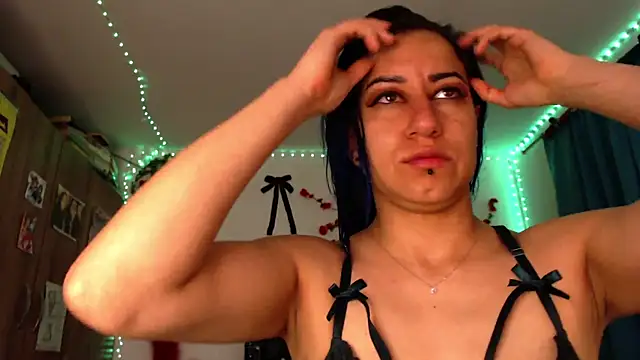 pussytight pervert online show from September 18, 10:01 pm