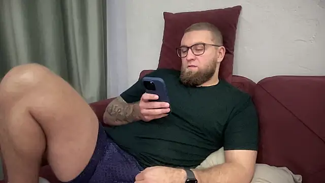 Bear bear  online show from February 10, 1:11 pm