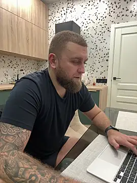 Bear bear  online show from February 12, 7:56 pm