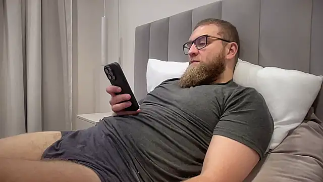 Bear bear  online show from October 22, 10:04 am