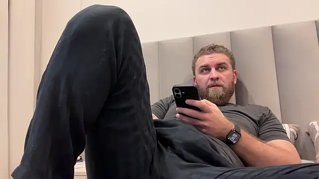 Bear bear  online show from March 10, 3:06 pm