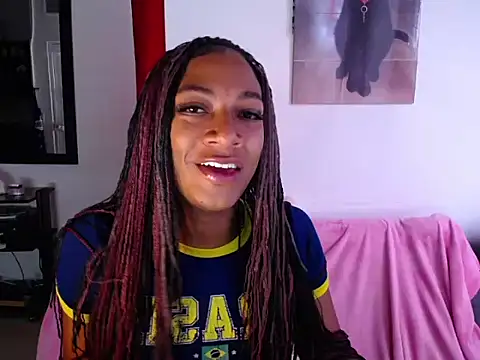 Snapshot of samy_doll chatting on June 6, 9:30 pm samy doll online show from June 6, 9:30 pm