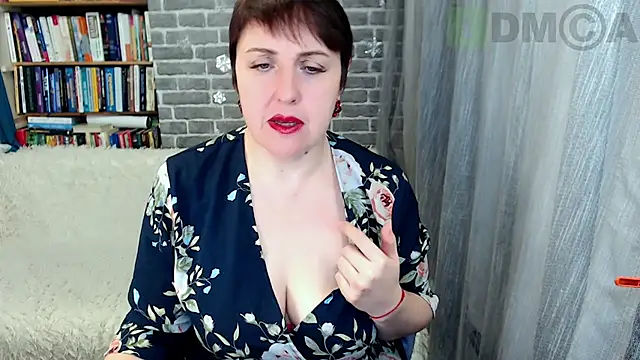 Snapshot of Rainbow_lady chatting on January 16, 5:00 am Rainbow lady online show from January 16, 5:00 am