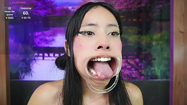 miss  maria online show from February 1, 9:08 pm