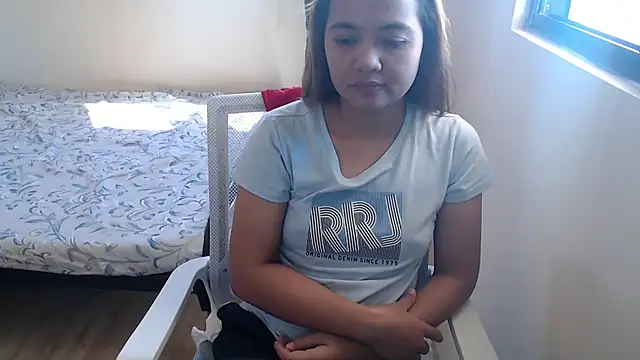 xTheLastVIRGINx online show from October 1, 5:13 am