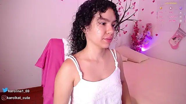 Karolina 1 online show from January 18, 2:54 pm