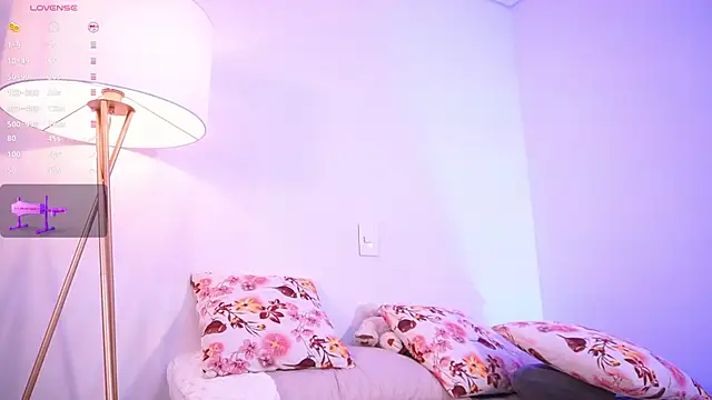 lara giraldo online show from January 25, 1:43 am