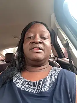 Snapshot of Katiefyi chatting on May 18, 2:23 pm Katiefyi online show from May 18, 2:23 pm