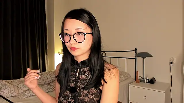 Snapshot of julias_tapes chatting on March 22, 8:48 pm julias tapes online show from March 22, 8:48 pm