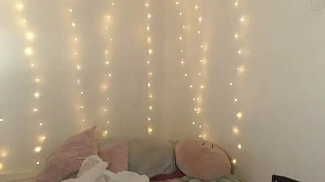 SweetSofty online show from March 11, 9:43 pm