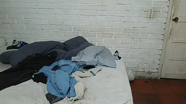 valeriaswang Lucas online show from December 5, 8:38 pm