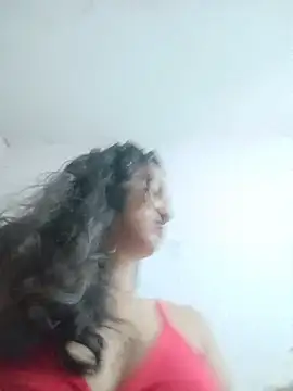 valeriaswang Lucas online show from February 5, 4:55 pm