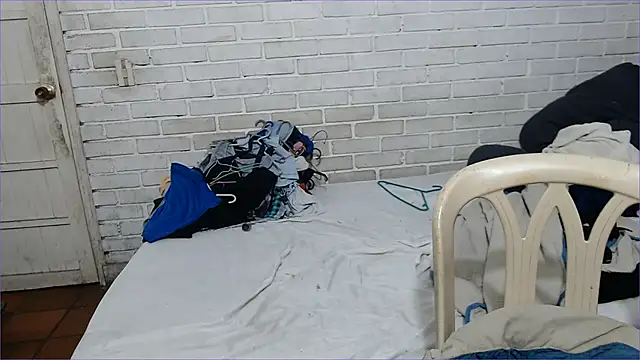 valeriaswang Lucas online show from May 29, 12:03 pm