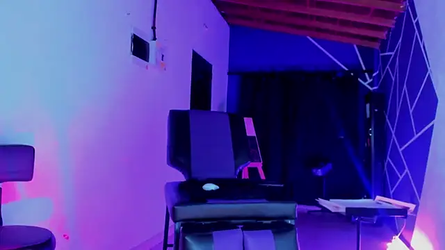 ink demonxxx online show from February 13, 3:35 am