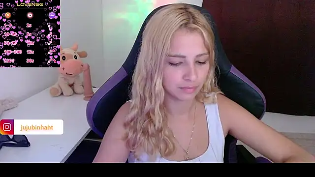 jujubinhahot online show from March 8, 10:34 pm