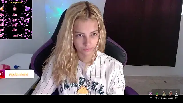 jujubinhahot online show from March 15, 8:21 pm