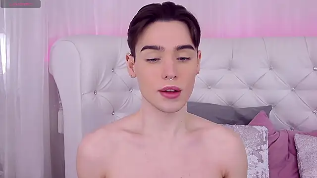 RobbyCharming online show from March 17, 7:48 pm