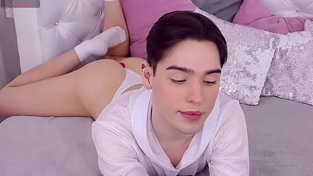 RobbyCharming online show from March 17, 10:49 pm