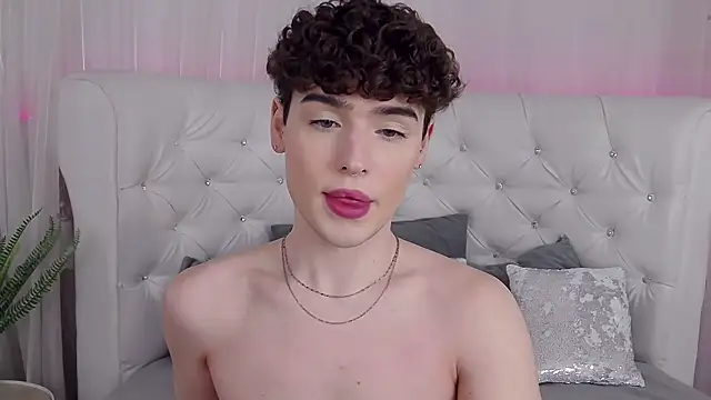 Snapshot of RobbyCharming chatting on January 18, 4:05 am RobbyCharming online show from January 18, 4:05 am