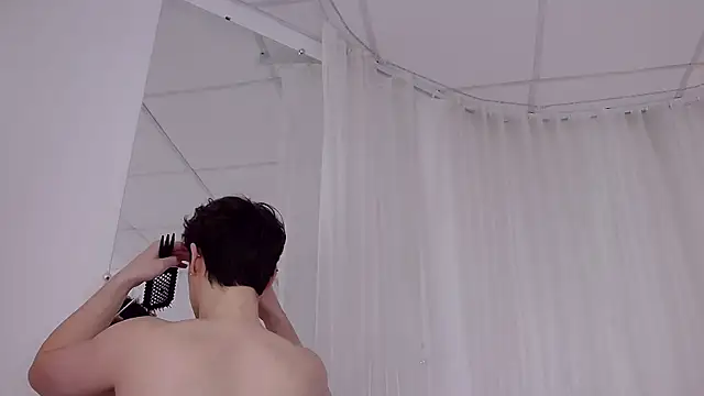 Snapshot of RobbyCharming chatting on February 21, 4:24 am RobbyCharming online show from February 21, 4:24 am