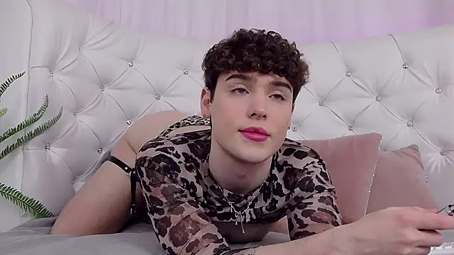 Snapshot of RobbyCharming chatting on March 1, 4:25 am RobbyCharming online show from March 1, 4:25 am