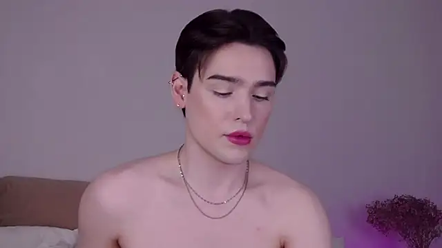 RobbyCharming online show from July 3, 7:59 am