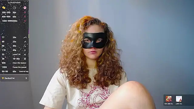 Snapshot of BubbbleGumm chatting on February 18, 8:32 am BubbbleGumm online show from February 18, 8:32 am