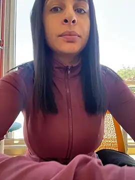 charlotte stevenss  online show from February 27, 5:13 pm