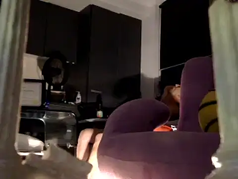 Snapshot of OSIRlS chatting on February 20, 4:57 pm OSIRlS online show from February 20, 4:57 pm