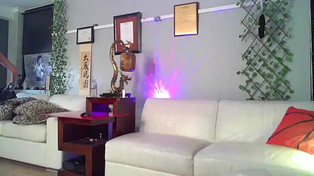 OSIRlS online show from March 27, 4:51 pm