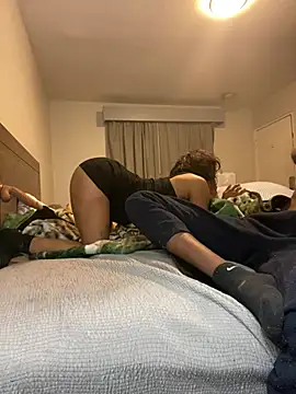 Snapshot of mayywetter chatting on February 13, 2:46 pm mayywetter online show from February 13, 2:46 pm