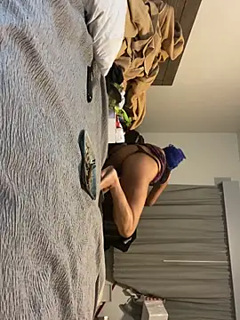 Snapshot of mayywetter chatting on March 13, 6:31 am mayywetter online show from March 13, 6:31 am