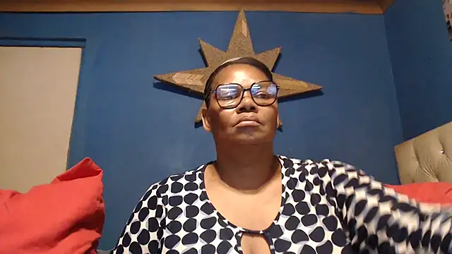 CUTEFIRMMELONSS online show from November 21, 3:27 am