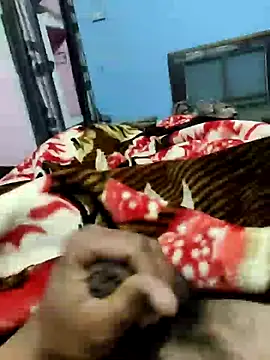 Snapshot of Deshilund9 chatting on December 31, 3:31 pm Deshilund9 online show from December 31, 3:31 pm