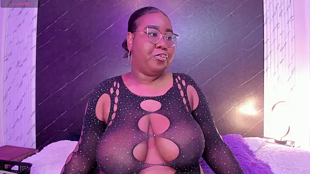 Darnellqueen online show from September 11, 3:28 am