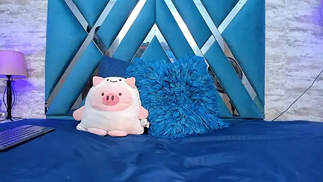 lara murphy online show from January 21, 7:06 pm