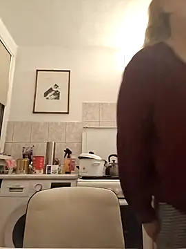 She-devilx online show from October 7, 11:35 pm