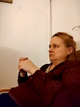 Snapshot of She-devilx chatting on April 30, 8:48 pm She-devilx online show from April 30, 8:48 pm