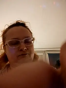 Snapshot of She-devilx chatting on June 1, 9:05 pm She-devilx online show from June 1, 9:05 pm
