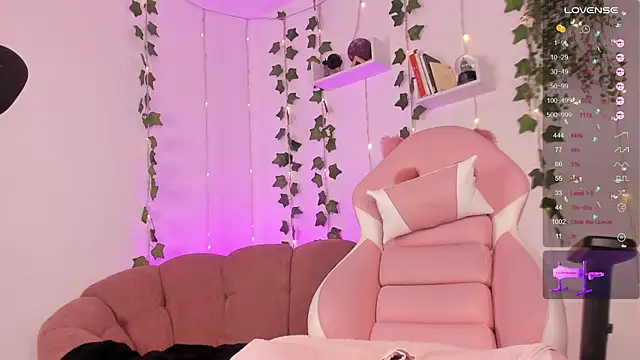 imlissie online show from January 14, 8:41 am