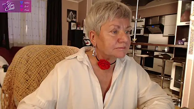 Snapshot of roxana_brooks chatting on January 14, 2:00 pm roxana brooks online show from January 14, 2:00 pm