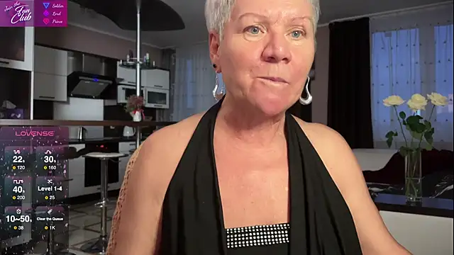 Snapshot of roxana_brooks chatting on January 27, 2:24 pm roxana brooks online show from January 27, 2:24 pm
