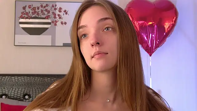 VirginieCruz online show from February 28, 5:37 am