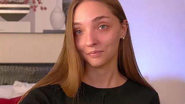 VirginieCruz online show from October 23, 6:02 am