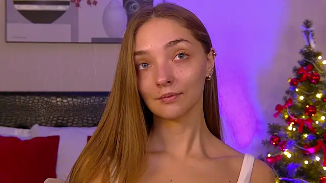 VirginieCruz online show from December 4, 5:39 am