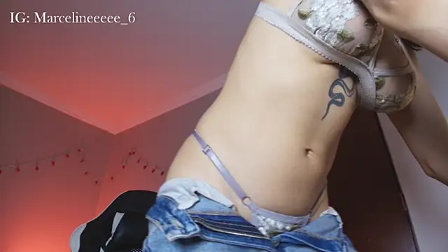 Snapshot of Marcelinee__ chatting on June 11, 2:53 am Marcelinee online show from June 11, 2:53 am
