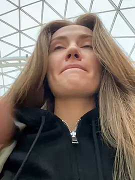 ValenciaShock online show from February 13, 5:16 am