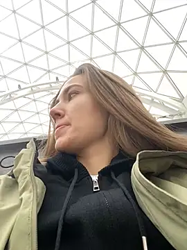 ValenciaShock online show from February 14, 5:30 am