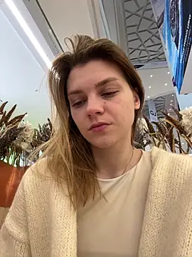 ValenciaShock online show from February 5, 6:40 am