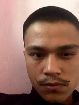 Hullax online show from December 15, 10:08 am